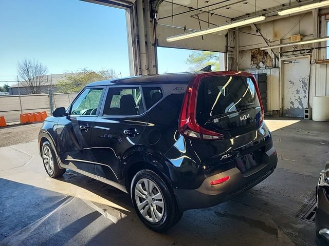 Used 2022 Kia Soul LX FWD image 9
