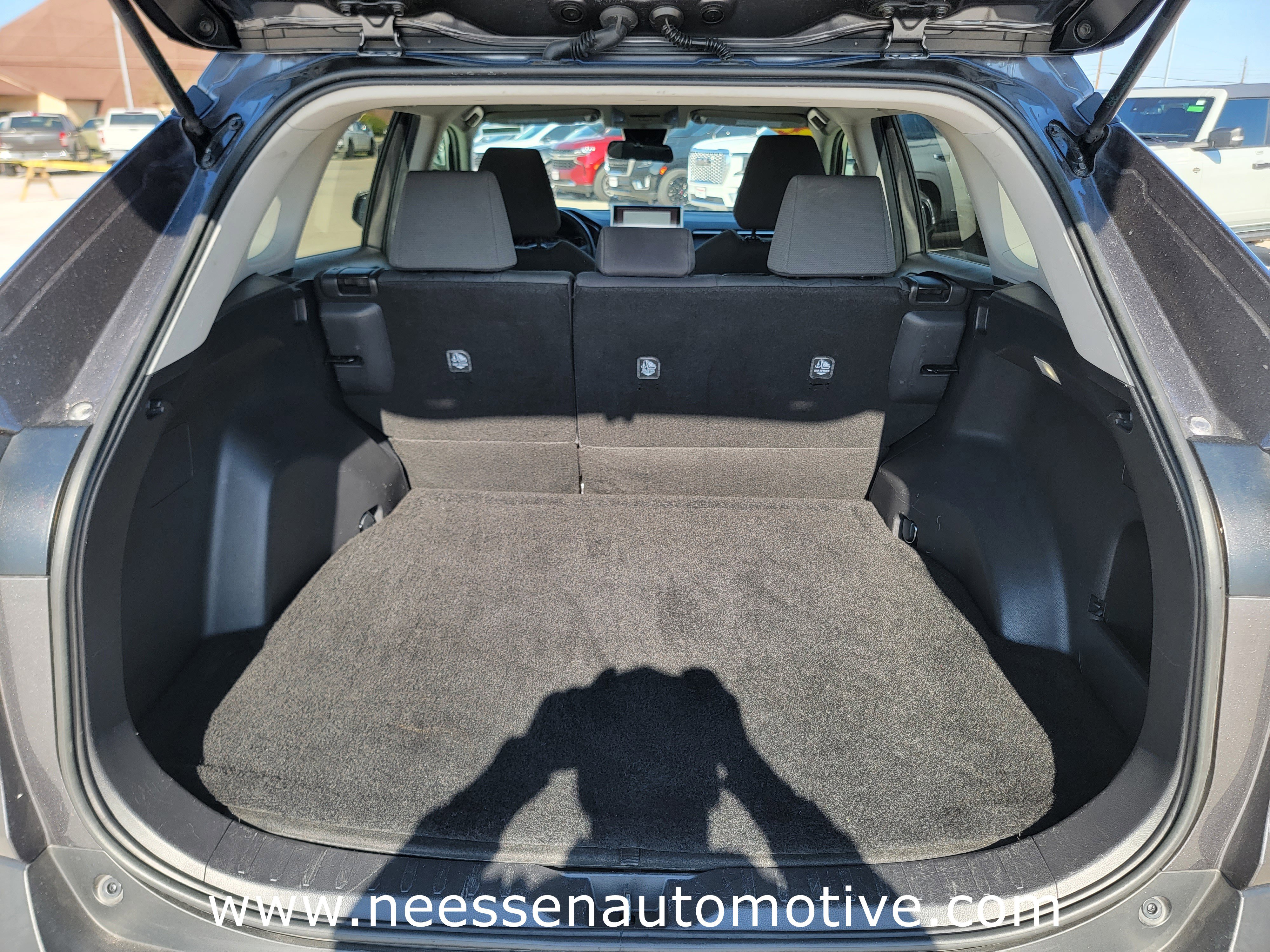 Used 2024 Toyota RAV4 XLE image 13