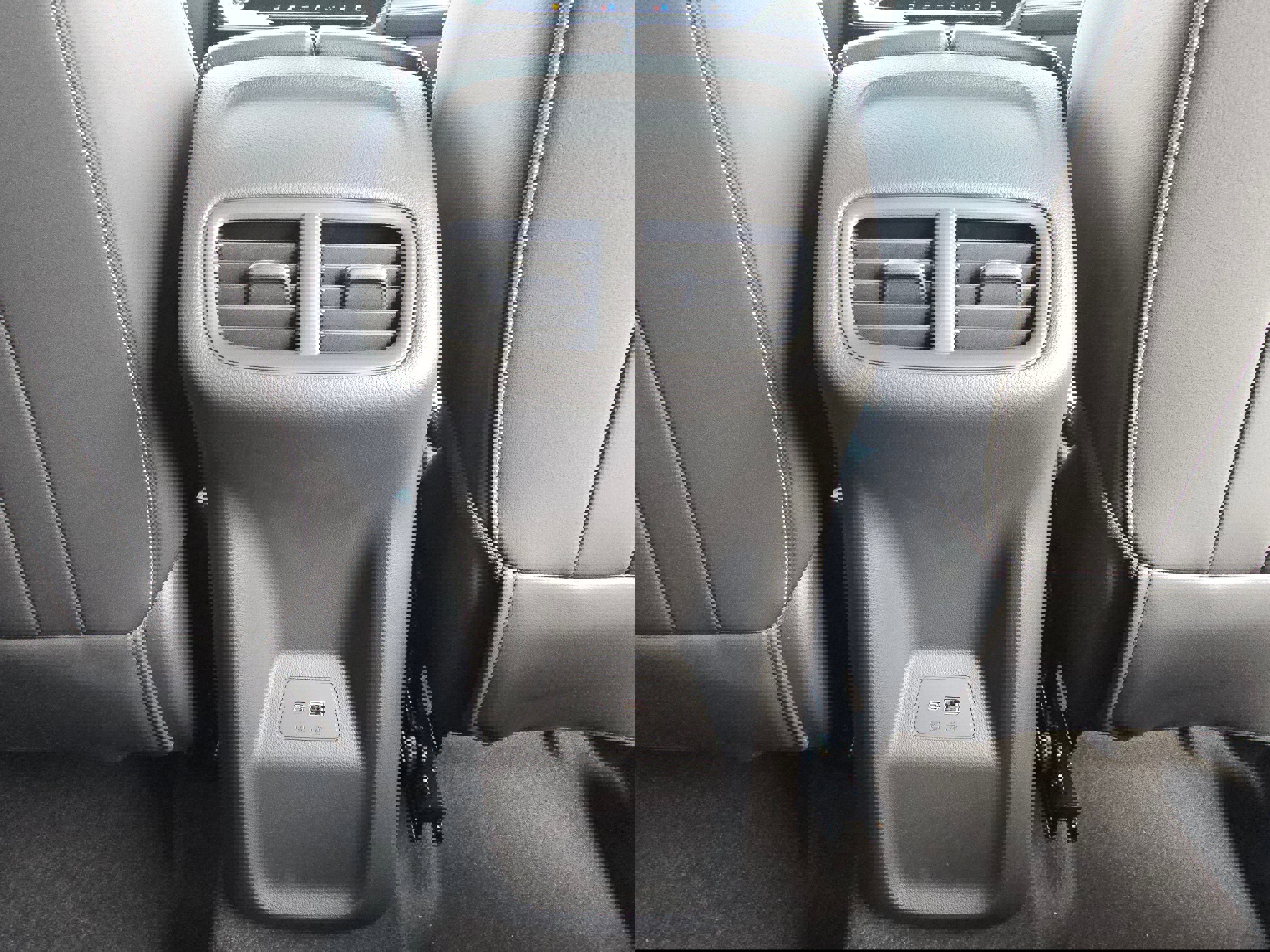 Used 2025 Buick Envision Sport Touring image 23