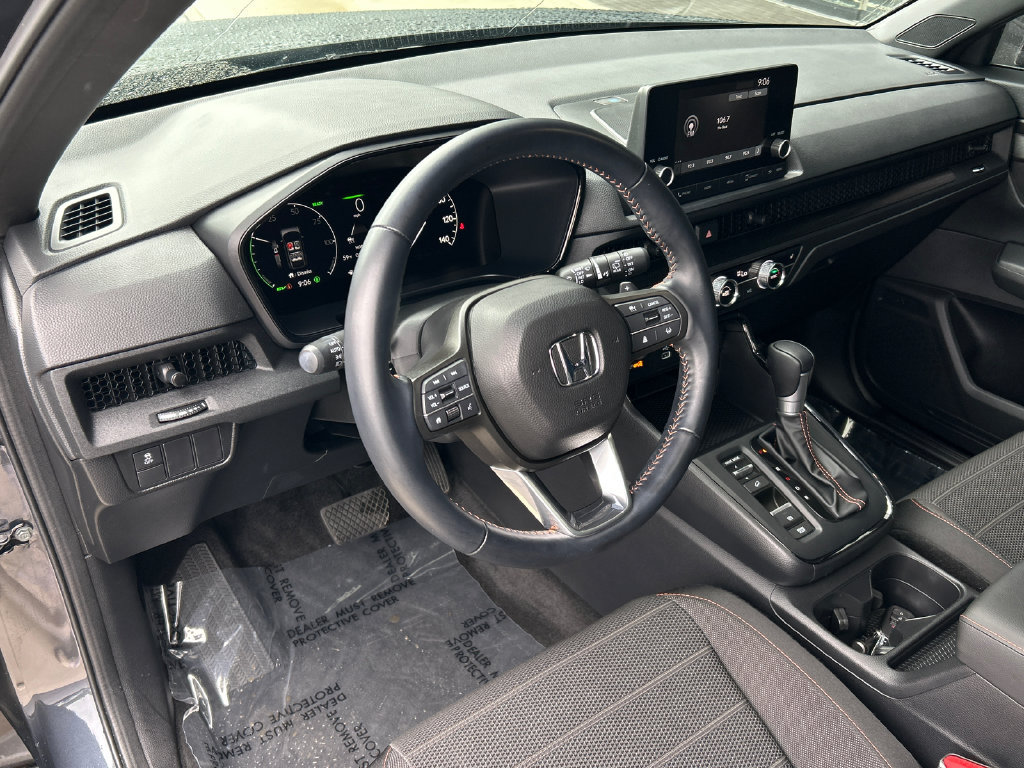 Used 2025 Honda CR-V Sport image 14
