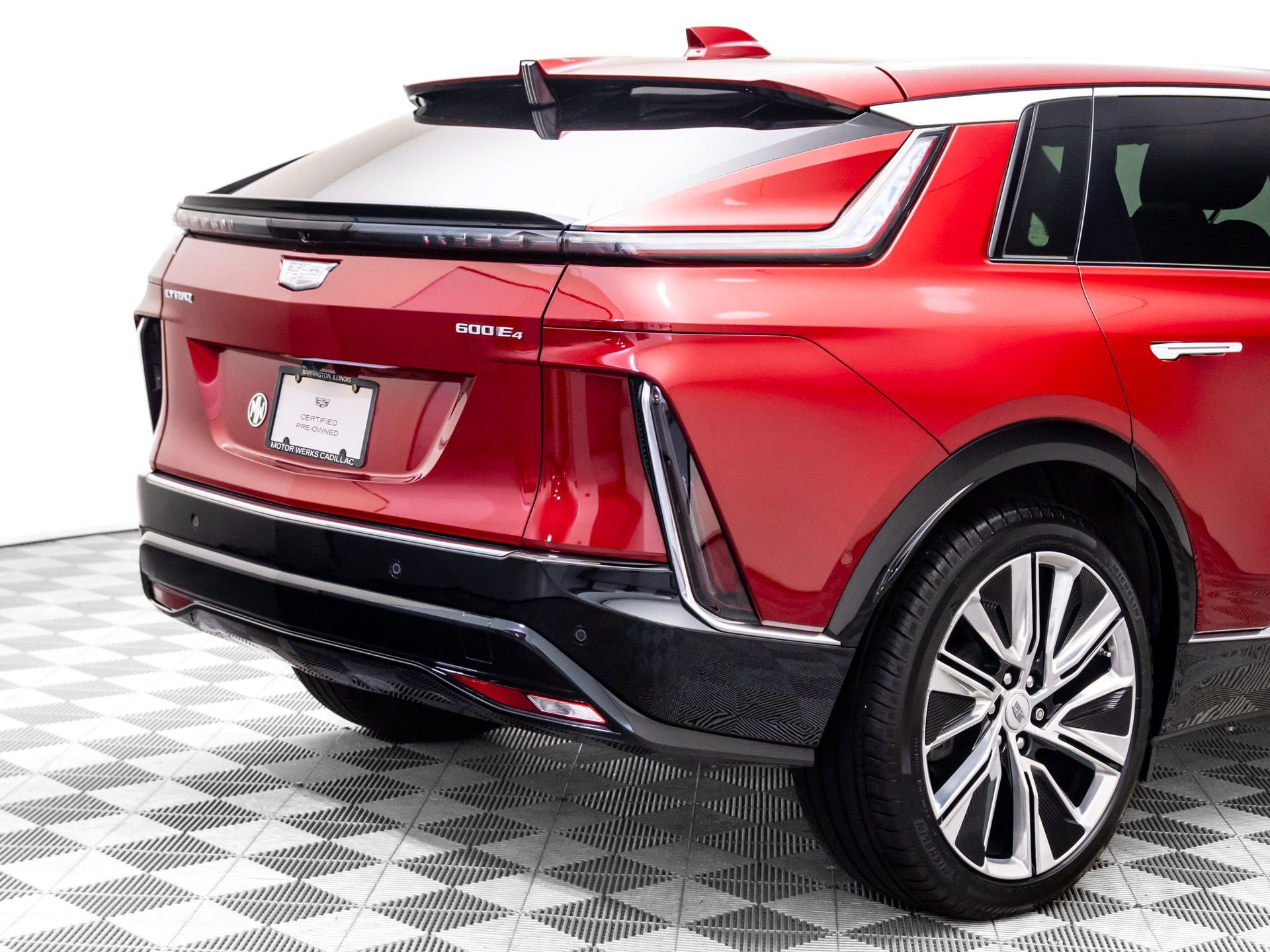 Certified 2024 Cadillac Lyriq Luxury w/ LPO, Floor Liner Package image 39