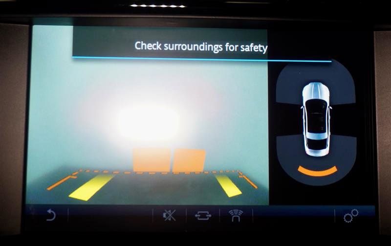 Used 2016 Jaguar XJ L Portfolio image 18