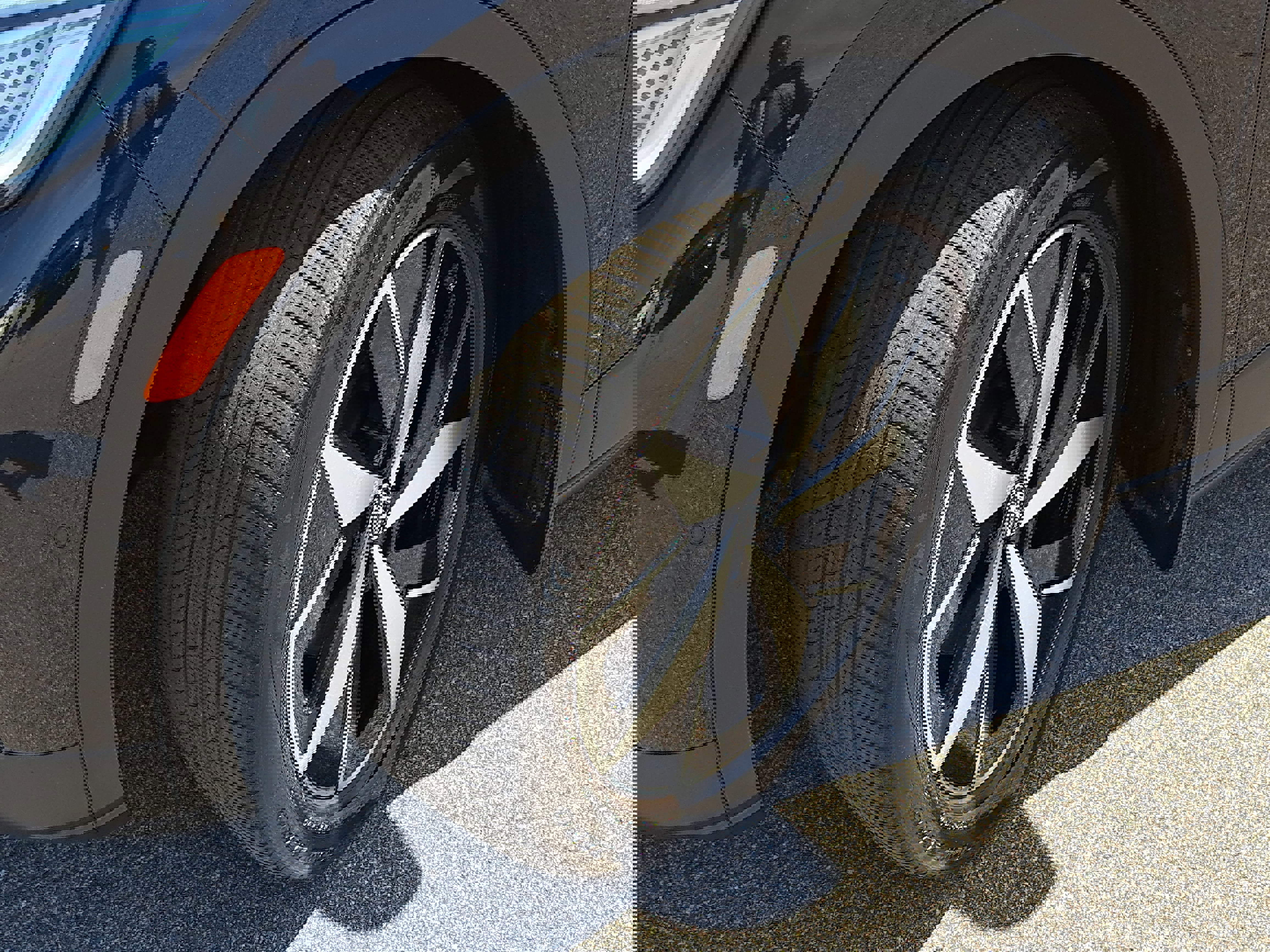 Certified 2023 Volkswagen ID.4 Pro S image 31