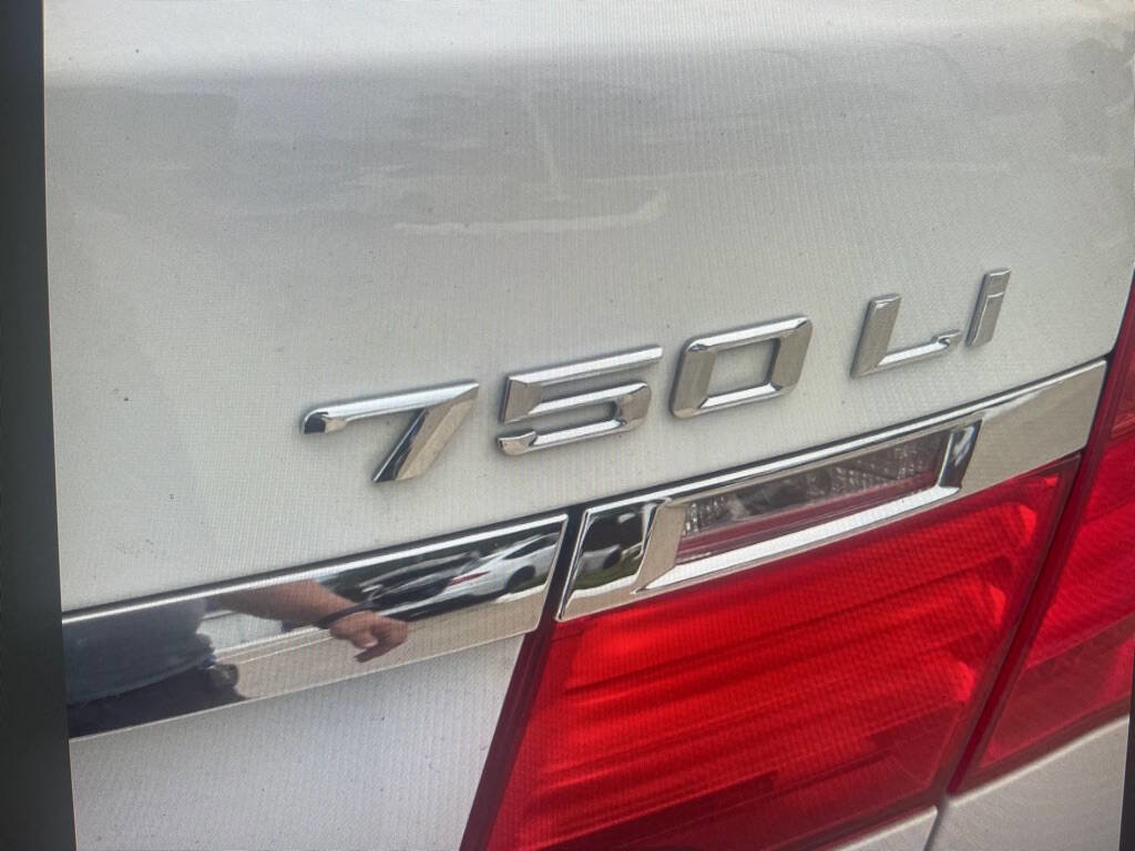 Used 2012 BMW 750Li image 6