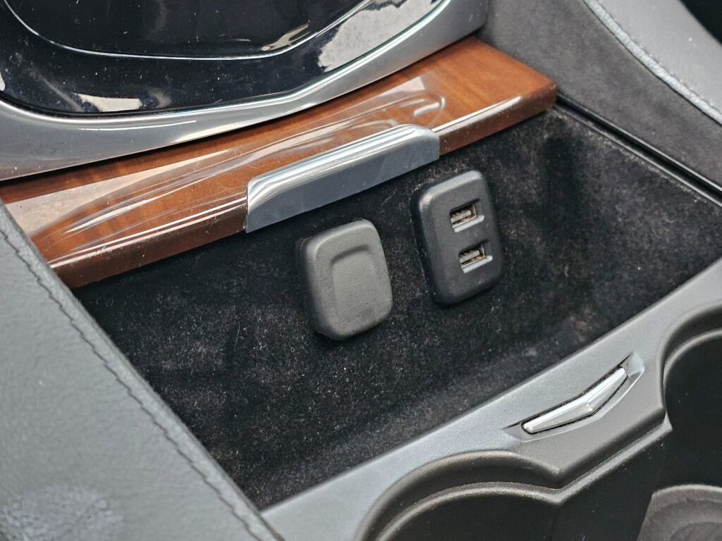 Used 2016 Cadillac Escalade Premium image 34