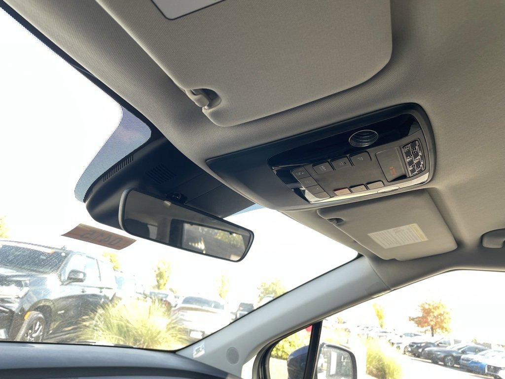 New 2026 Kia Carnival EX image 21