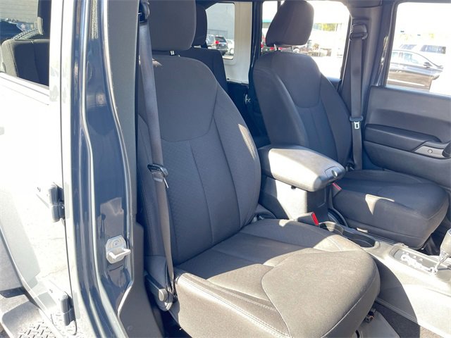 Used 2018 Jeep Wrangler Unlimited Sport S image 23