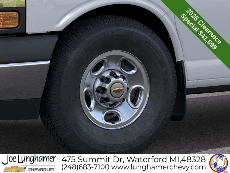 New 2025 Chevrolet Express 2500 w/ Enhanced Convenience Package RWD image 10