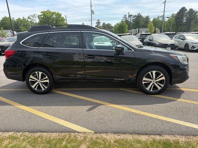 Used 2018 Subaru Outback 2.5i Limited AWD/4WD image 4