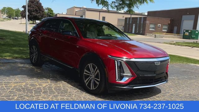Used 2024 Cadillac Lyriq Luxury w/ Nappa Leather Package AWD/4WD image 2