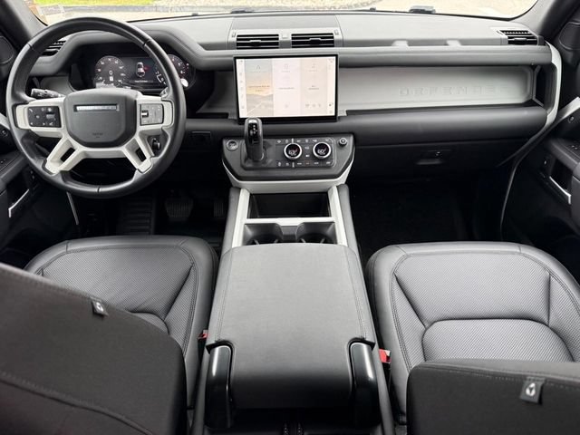 Used 2025 Land Rover Defender 110 S AWD/4WD image 15
