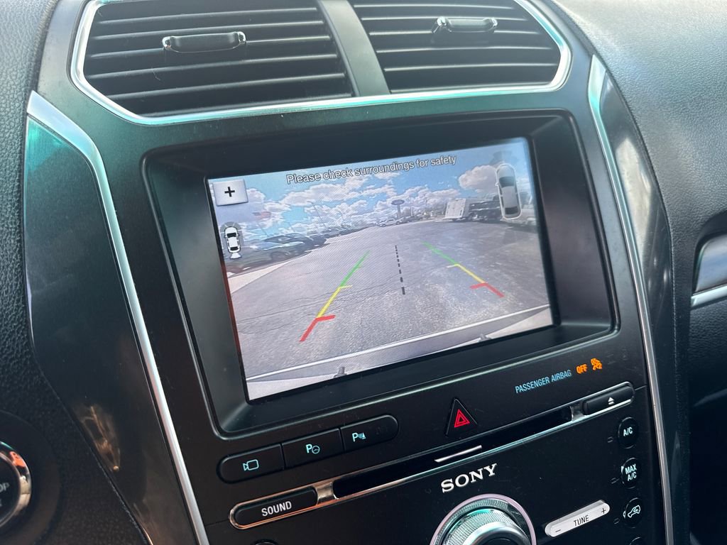 Used 2017 Ford Explorer Limited w/ Equipment Group 301A image 29