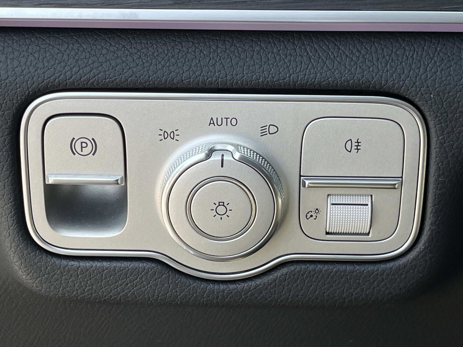 Used 2026 Mercedes-Benz GLS 450 4MATIC image 29