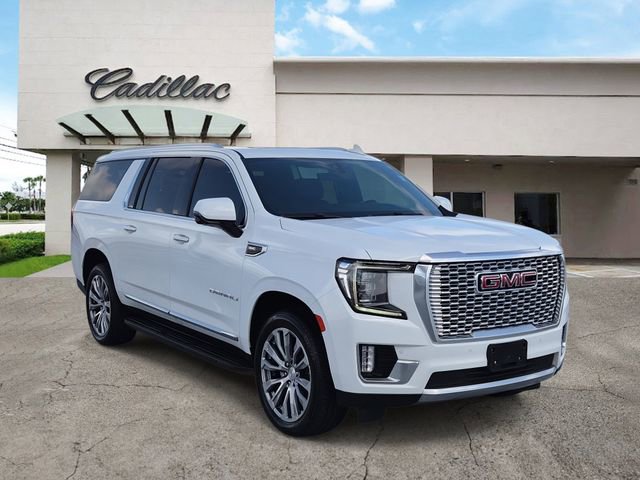 Used 2021 GMC Yukon XL Denali w/ Advanced Technology Package image 7