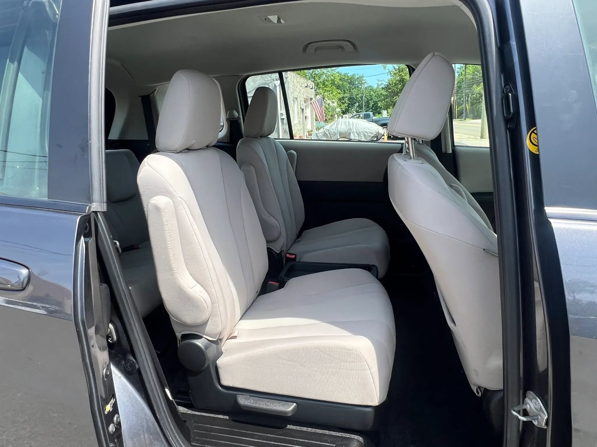 Used 2014 MAZDA MAZDA5 Sport FWD image 28