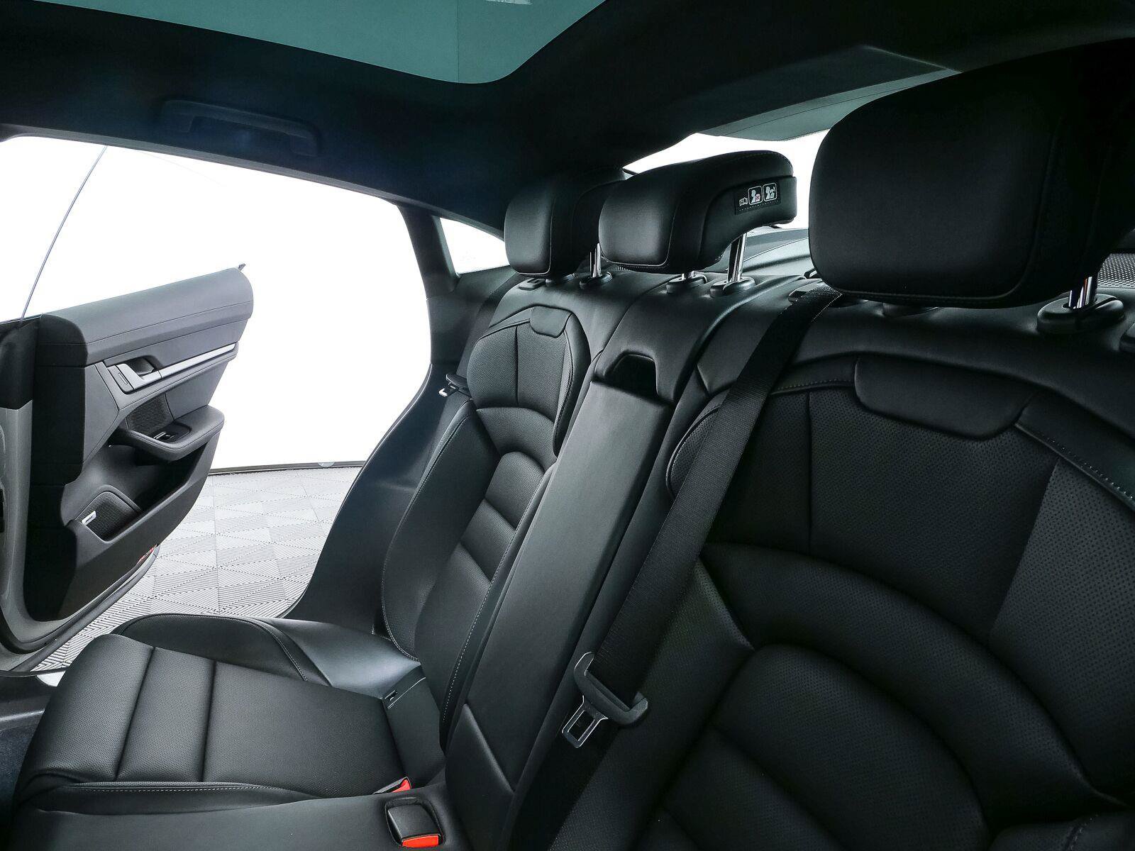 New 2026 Porsche Taycan RWD image 22