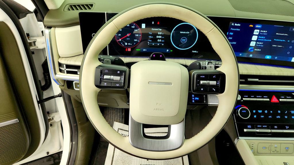 Used 2025 Hyundai Santa Fe Calligraphy image 14