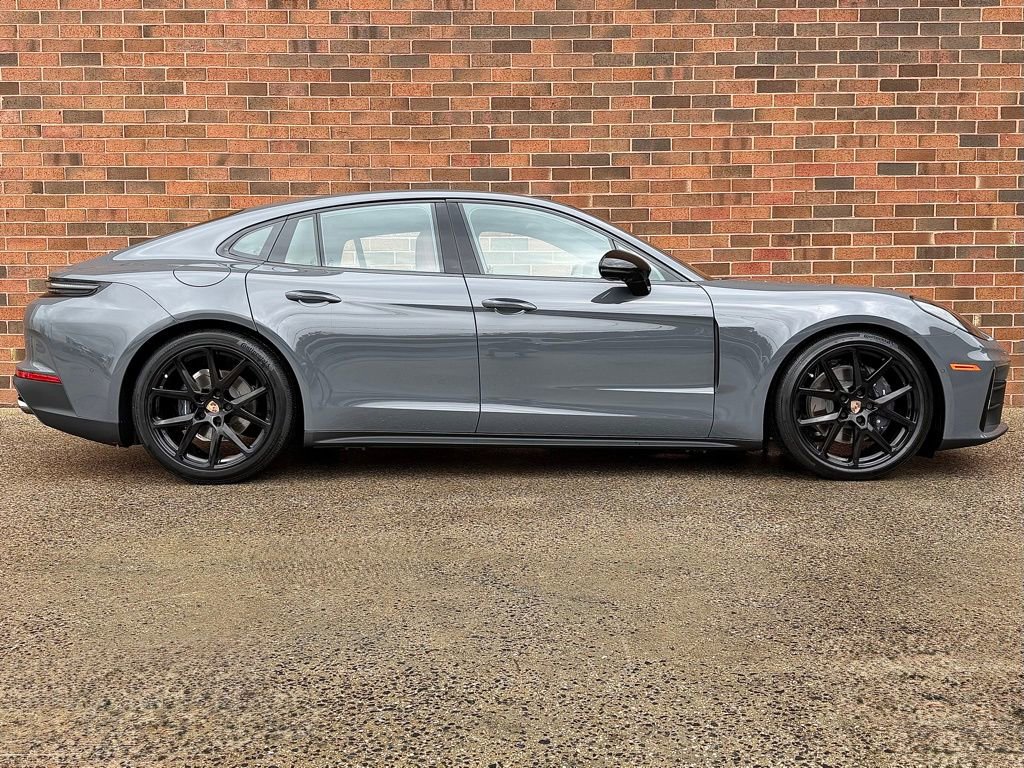 New 2026 Porsche Panamera 4 image 8