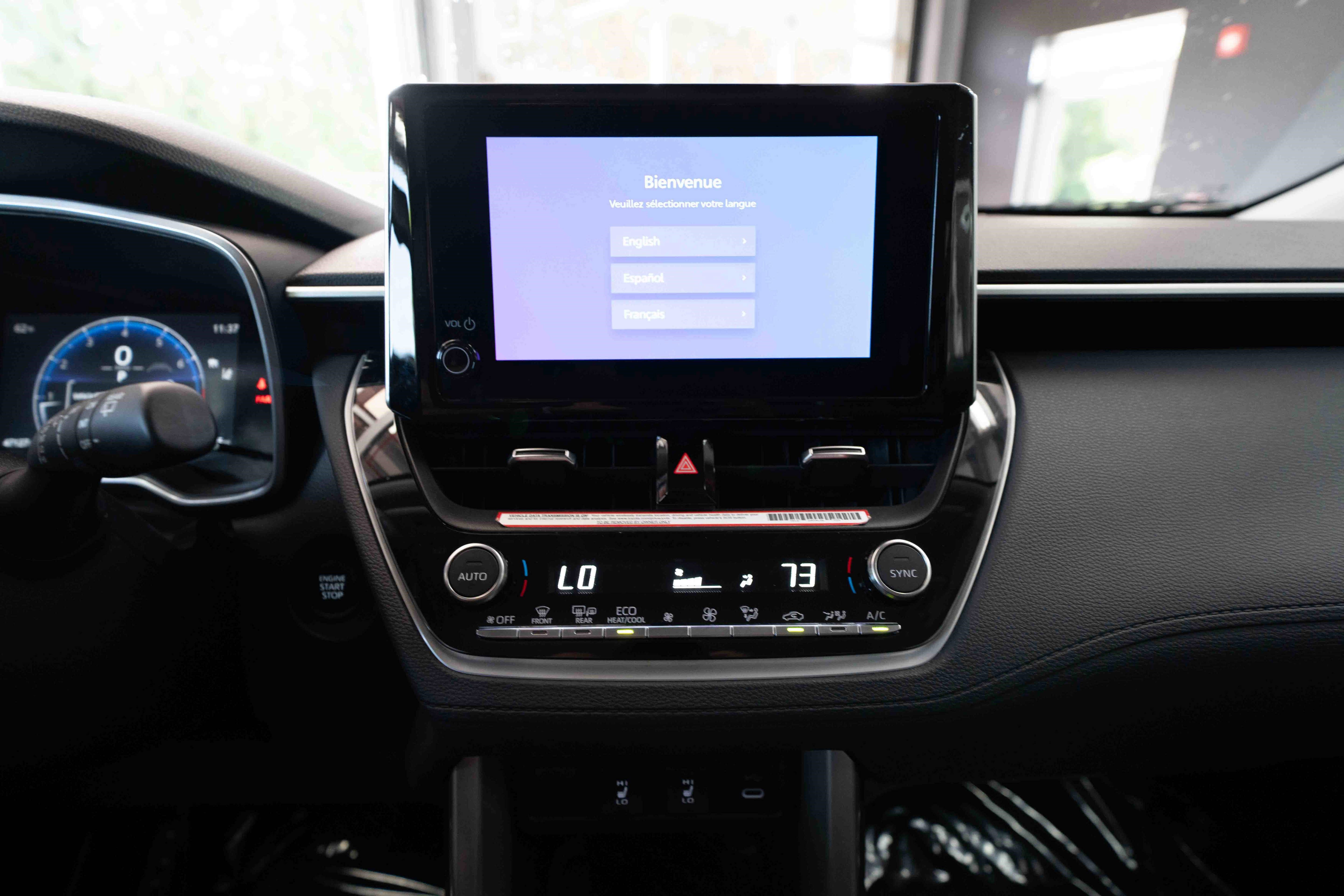 Used 2024 Toyota Corolla Cross XLE FWD image 17