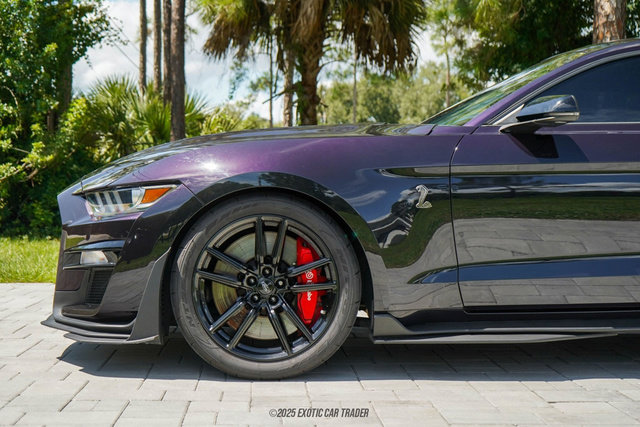 Used 2022 Ford Mustang Shelby GT500 w/ Technology Package image 4