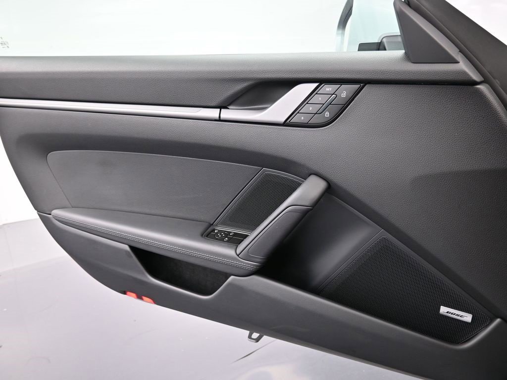 Certified 2025 Porsche 911 Carrera image 19