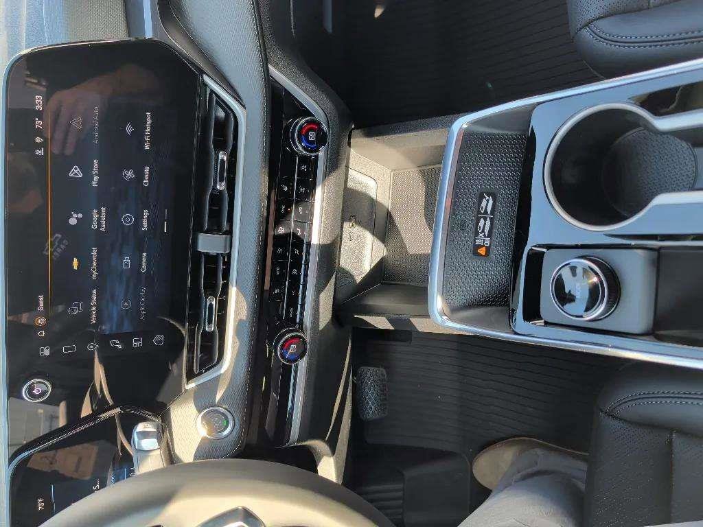 New 2026 Chevrolet Equinox LT w/ Convenience Package II image 13