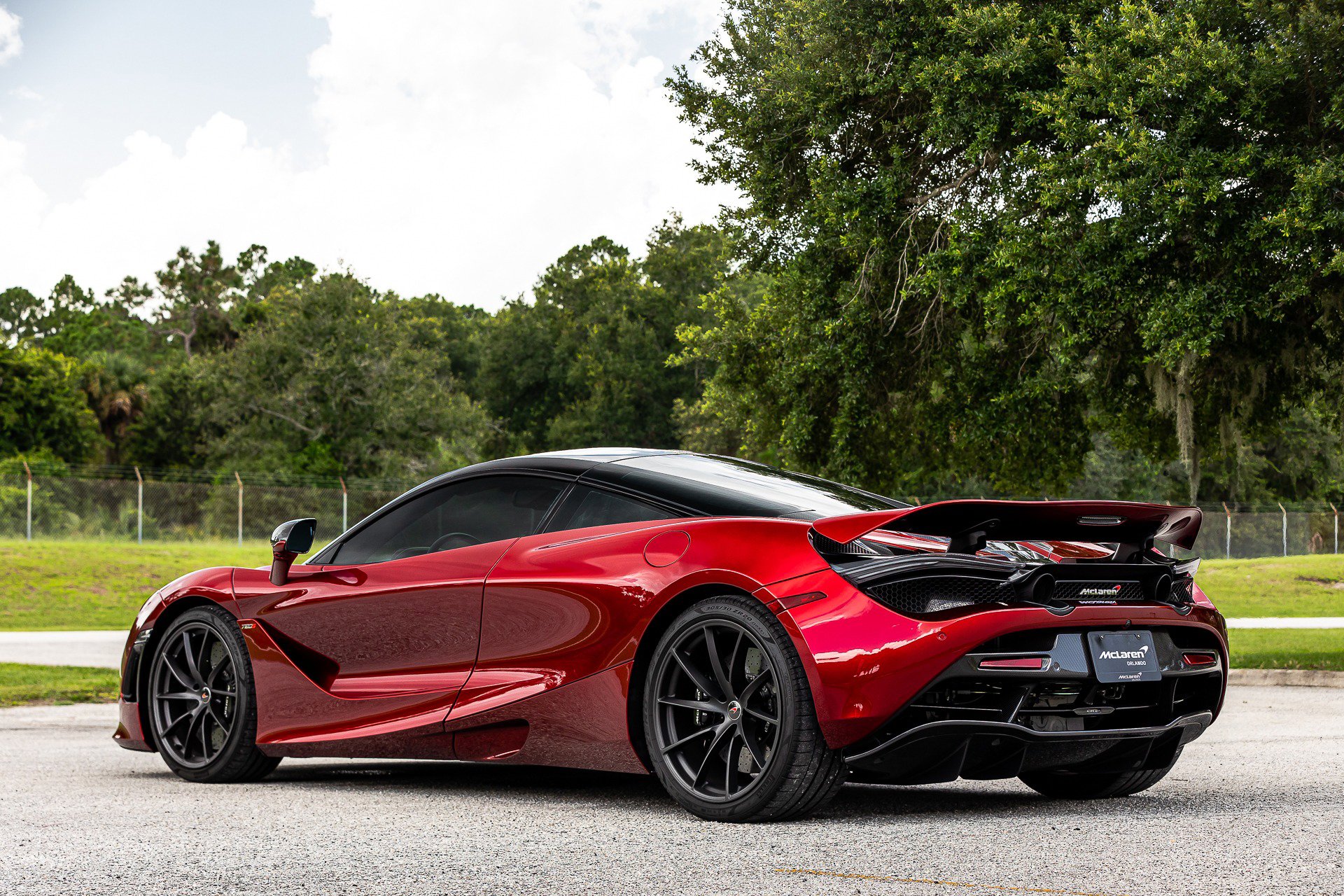 Used 2018 McLaren 720S Luxury RWD image 28