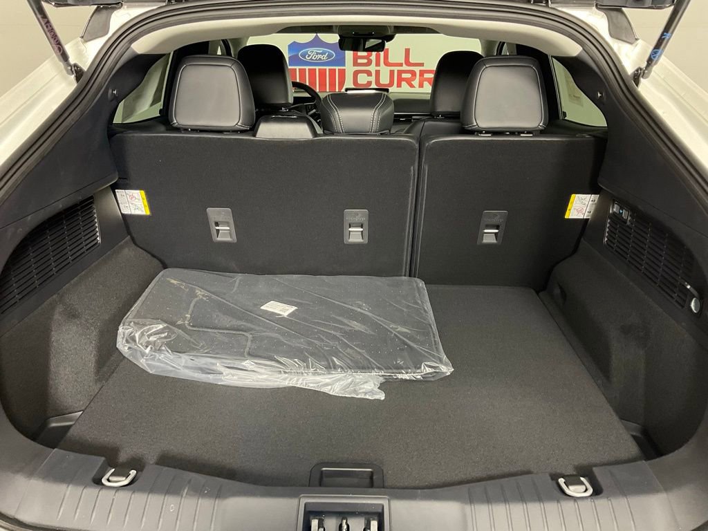 New 2026 Ford Mustang Mach-E Select w/ Comfort Package RWD image 11