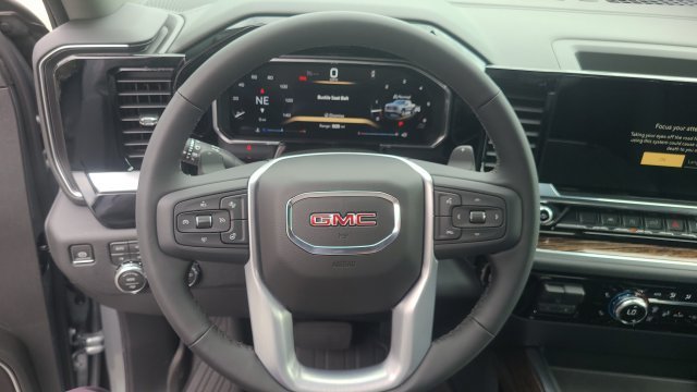 New 2026 GMC Sierra 1500 Elevation w/ LPO, Elevation Black Package AWD/4WD image 17