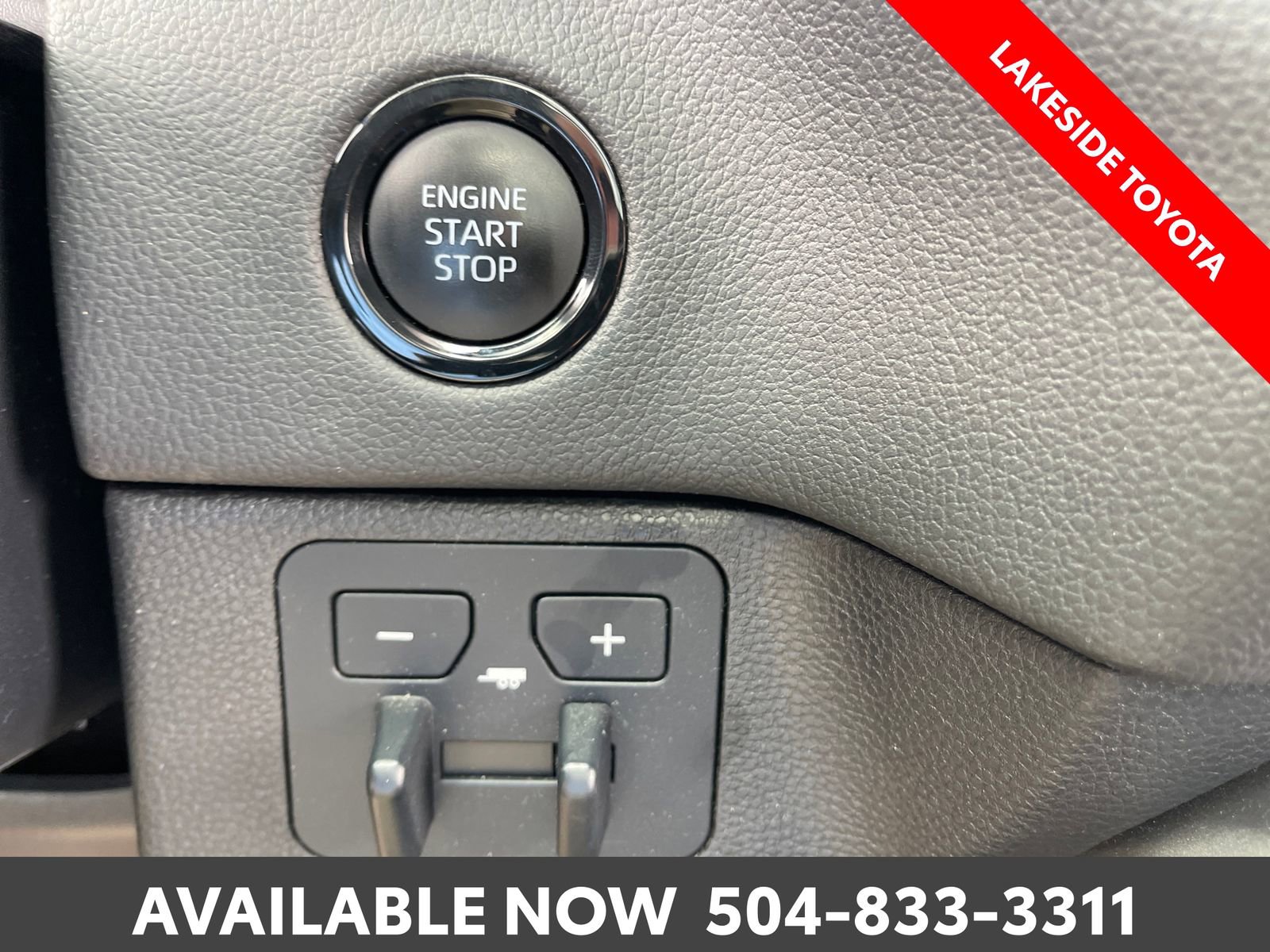 Used 2025 Toyota Tundra Limited AWD/4WD image 35