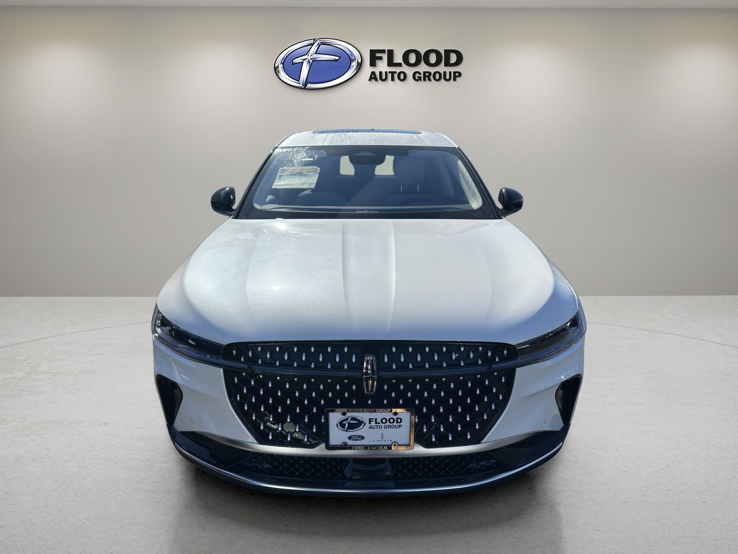 New 2026 Lincoln Nautilus Premier w/ Equipment Group 102A image 2