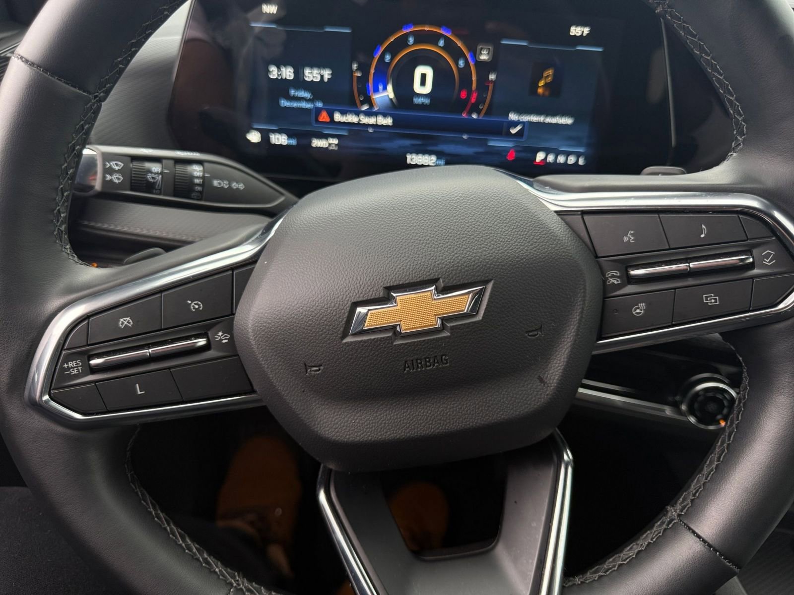 Used 2025 Chevrolet Equinox LT image 28