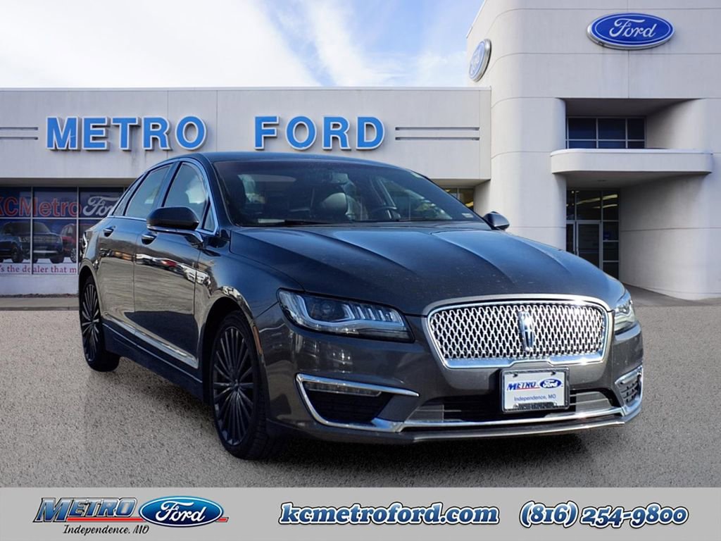 Used 2017 Lincoln MKZ Reserve image 1