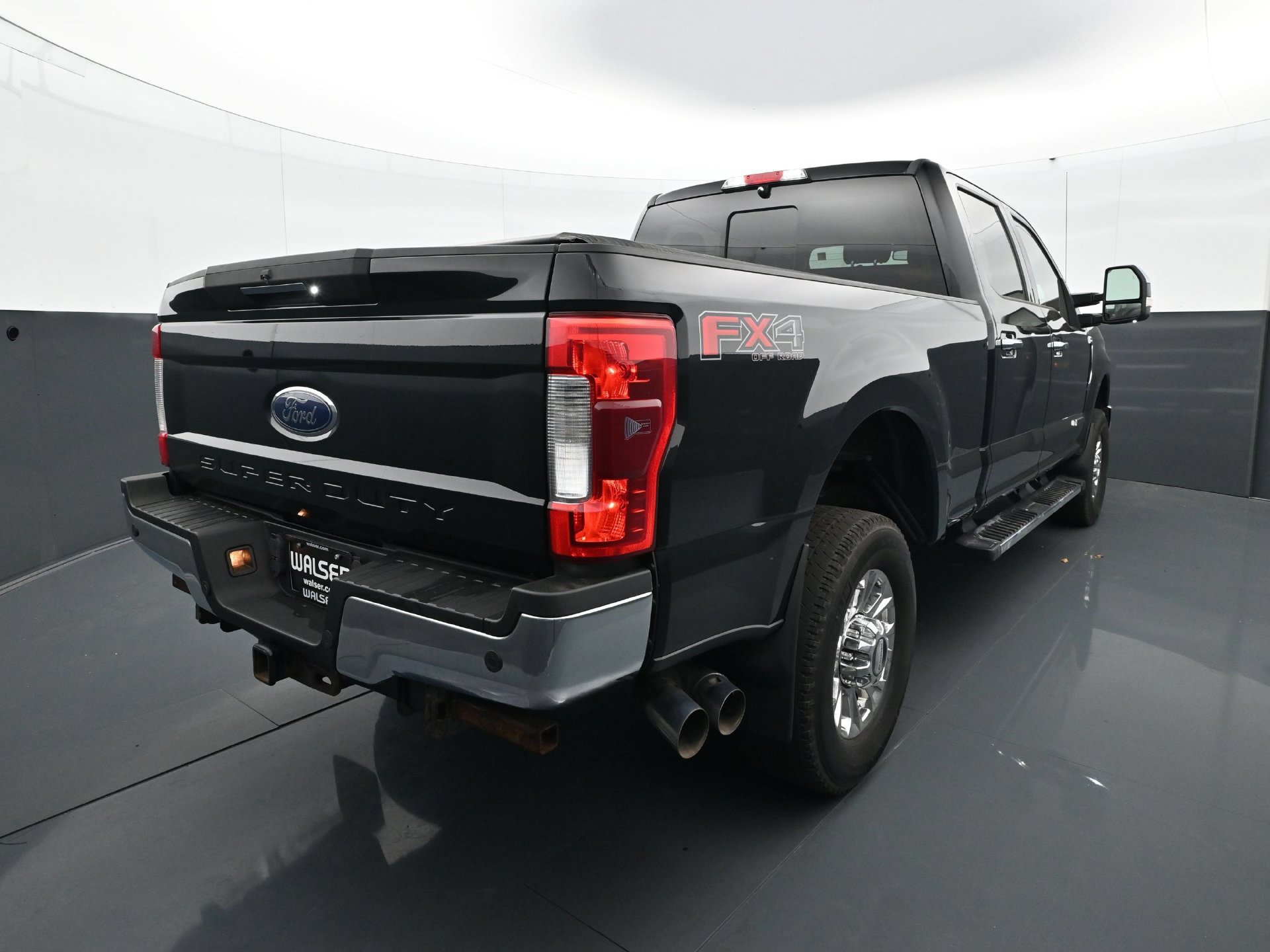 Used 2018 Ford F350 Lariat w/ Lariat Ultimate Package AWD/4WD image 6