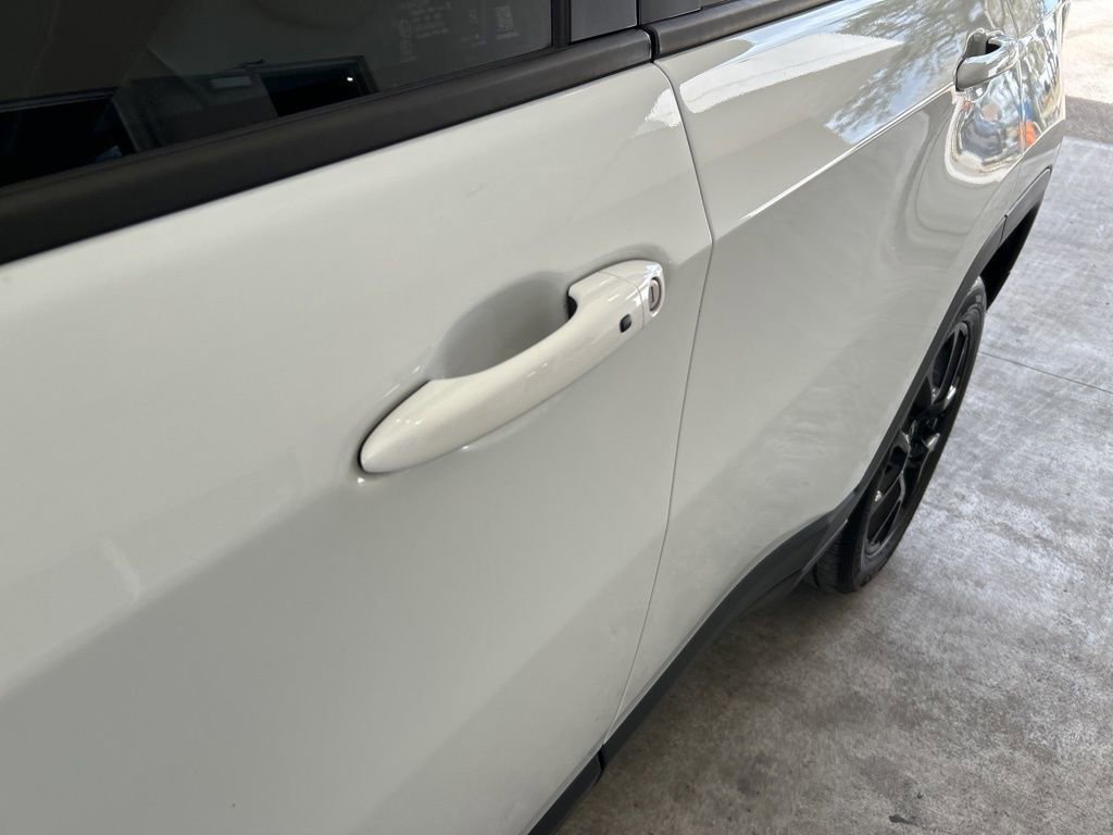 Used 2023 Jeep Compass Altitude image 15