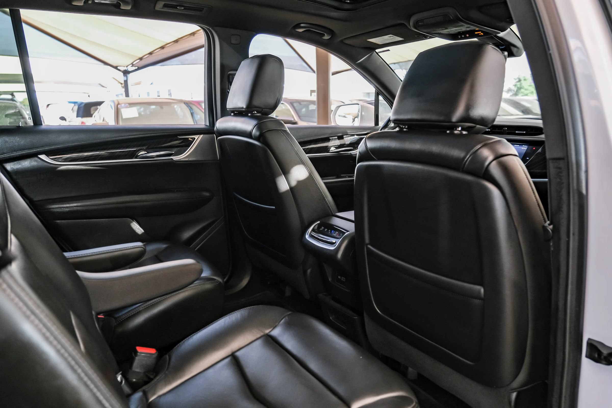 Used 2020 Cadillac XT6 Premium Luxury FWD image 35