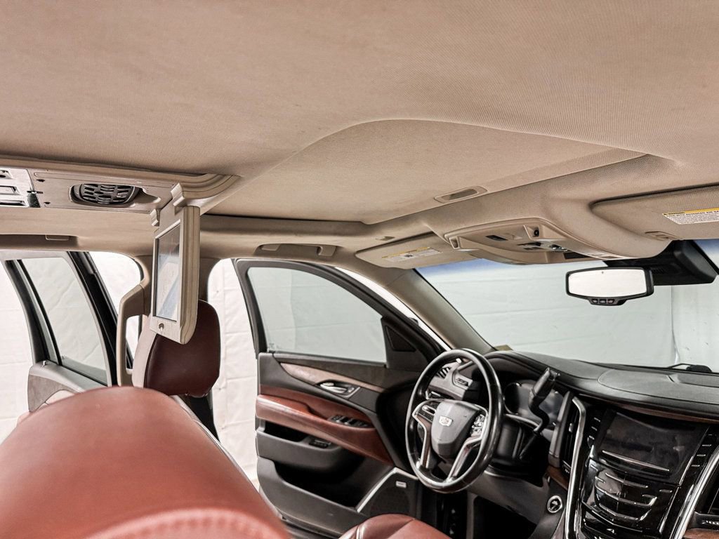 Used 2016 Cadillac Escalade ESV Premium image 15