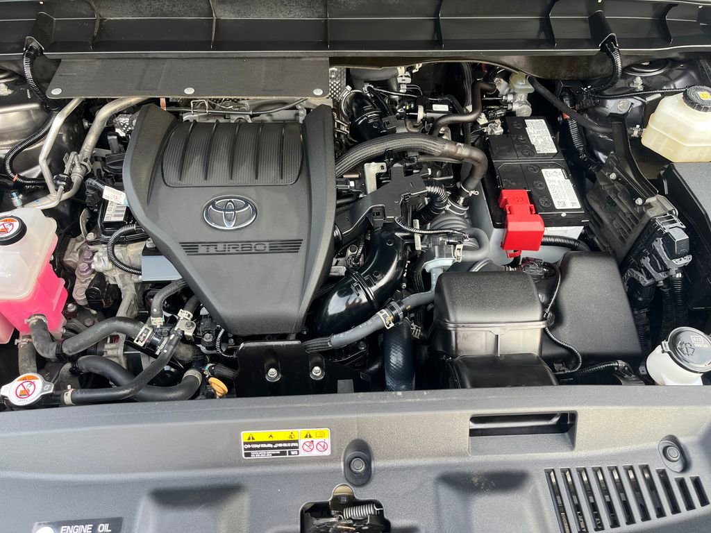 Certified 2023 Toyota Highlander XLE image 26
