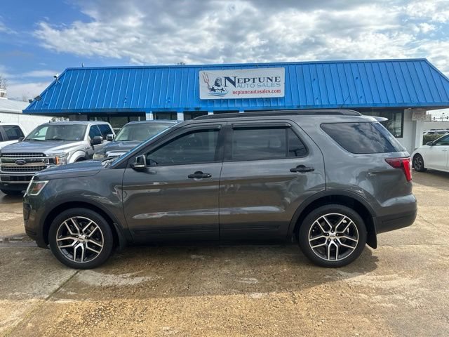 Used 2018 Ford Explorer Sport AWD/4WD image 9