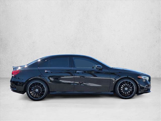 Used 2022 Mercedes-Benz A 220 image 4