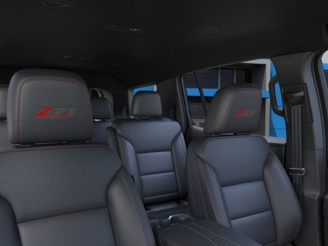 New 2025 Chevrolet Traverse Z71 w/ Enhanced Driving Package AWD/4WD image 24