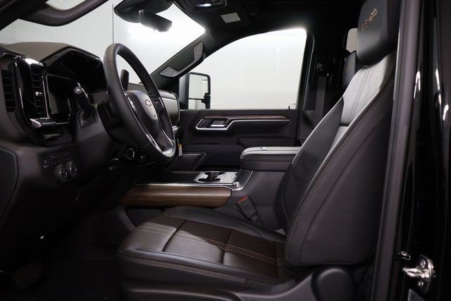 New 2026 Chevrolet Silverado 3500 High Country w/ Technology Package image 10