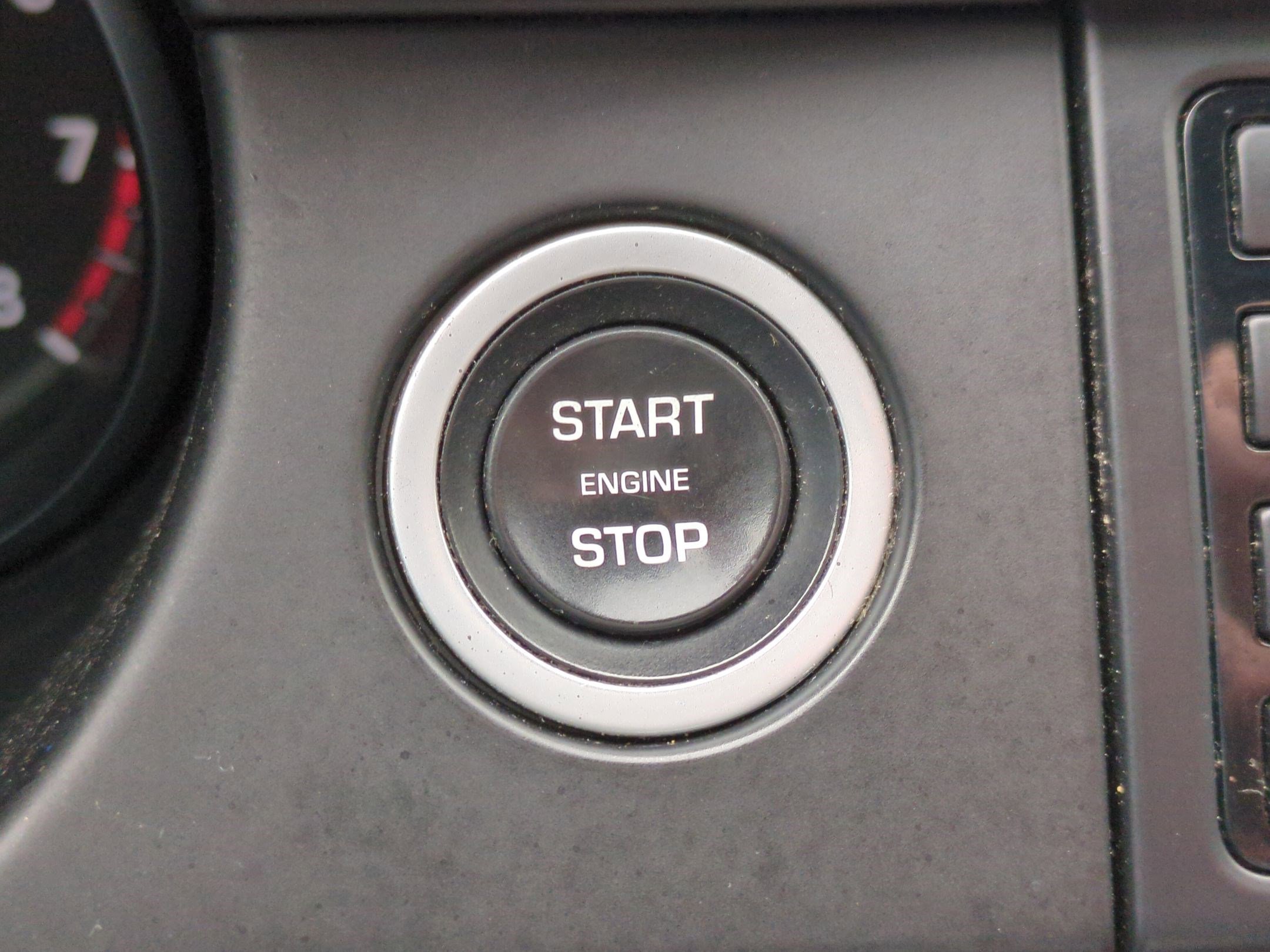 Used 2017 Land Rover Discovery Sport HSE Luxury image 22