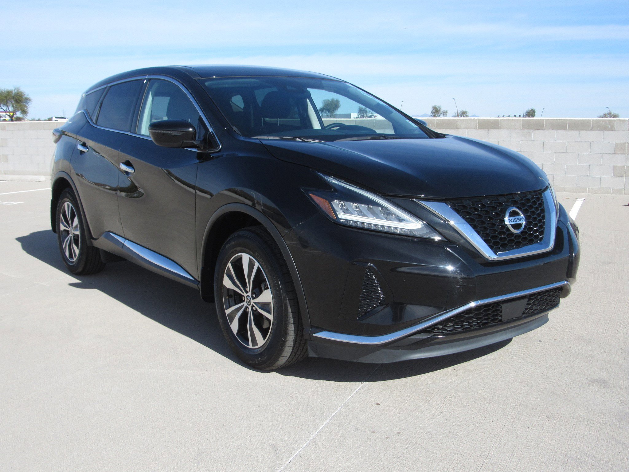 Used 2020 Nissan Murano S w/ Technology Package image 2