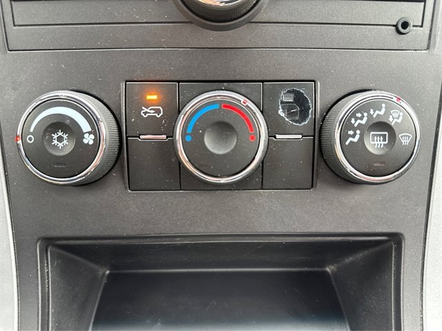 Used 2008 Pontiac Torrent AWD w/ Preferred Package image 28