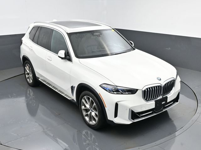 Used 2024 BMW X5 xDrive50e image 26