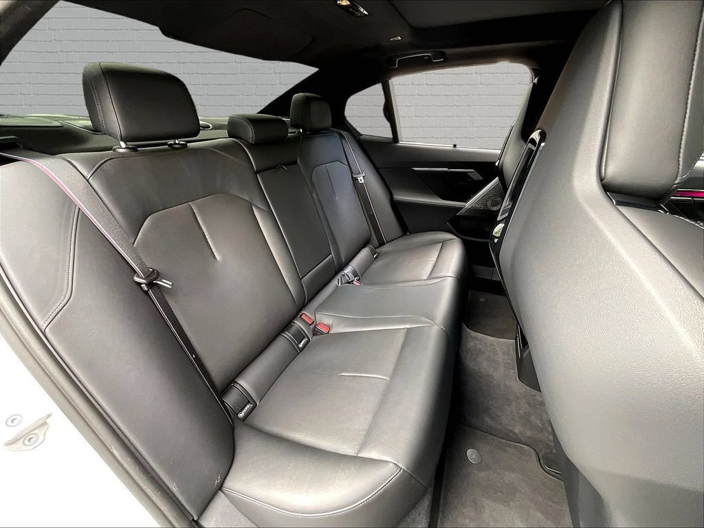 Used 2025 BMW M5 w/ Executive Package AWD/4WD image 22