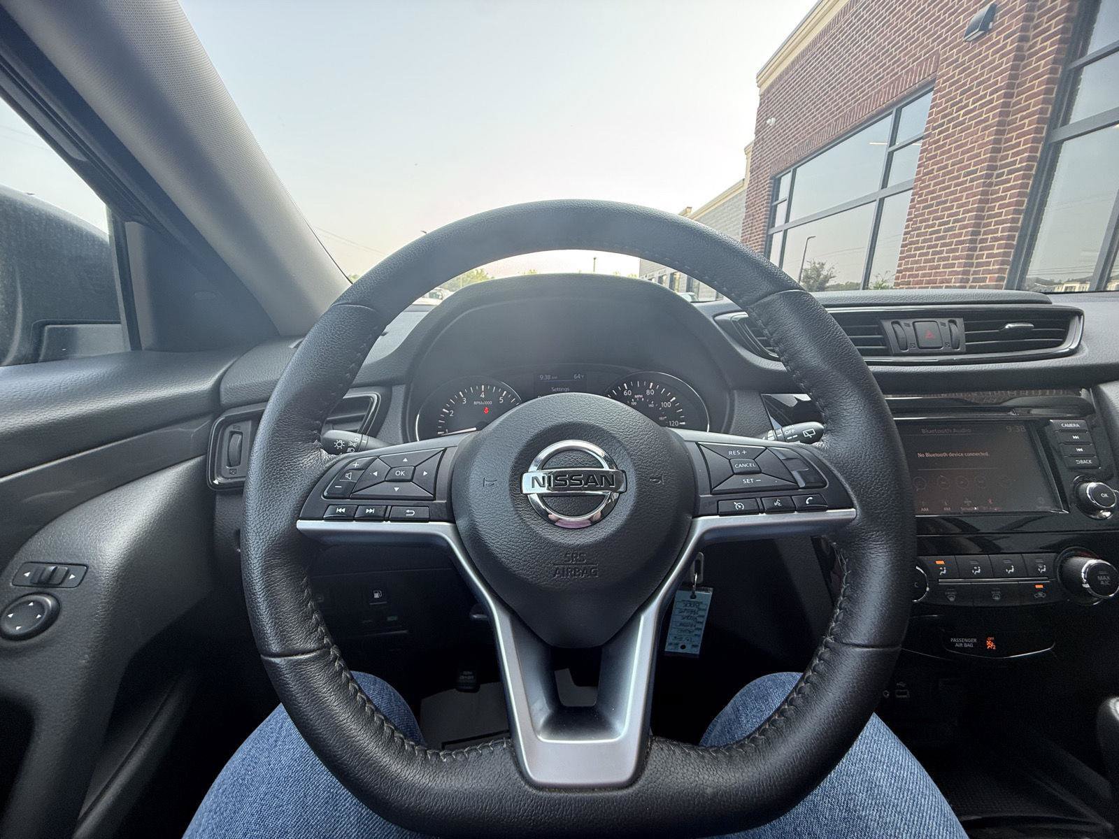 Used 2020 Nissan Rogue S w/ Special Edition Package FWD image 19