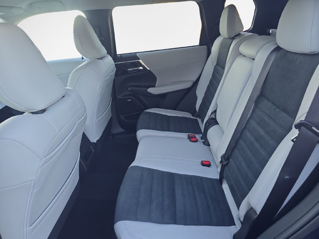 New 2026 Mitsubishi Outlander SE AWD/4WD image 24