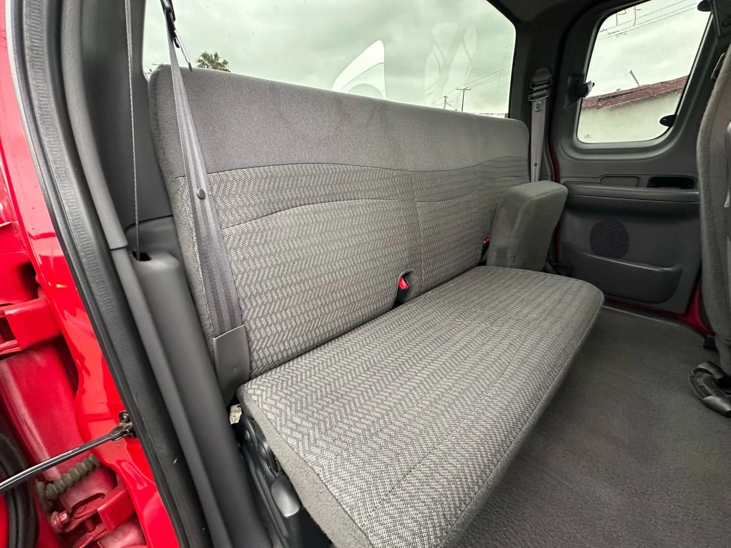 Used 2000 Ford F150 XL image 17